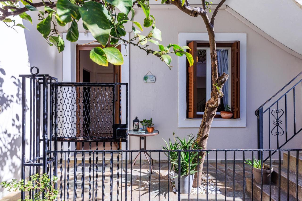 Petradi Town Apartment Σκόπελος Εξωτερικό φωτογραφία